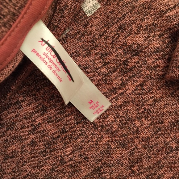 BABES WHO BRUNCH Cozy Sweatshirt in Rose - Picture 5 of 6